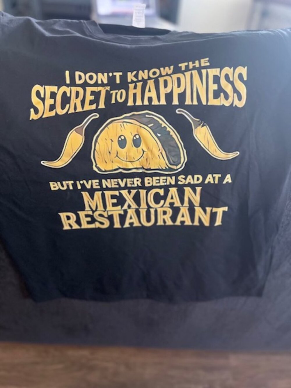 SECRET TO HAPPINESS T SHIRT   L